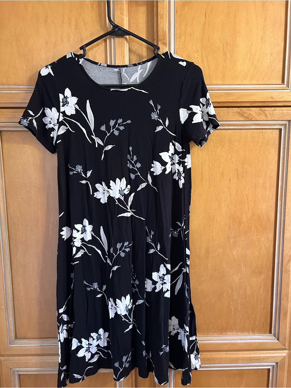 Black Floral Short Sleeve Swing Dress